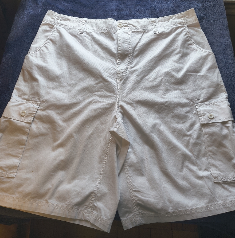 Beverly Hills Polo Club White Men's Cargo Shorts Size 44